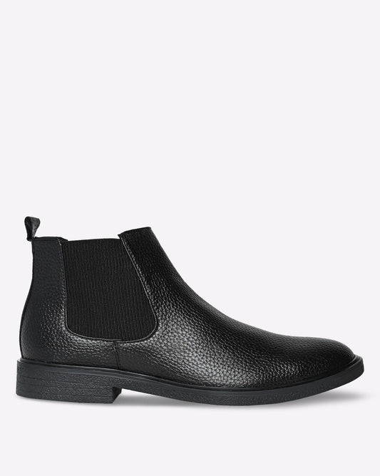 Black chelsea boots for men